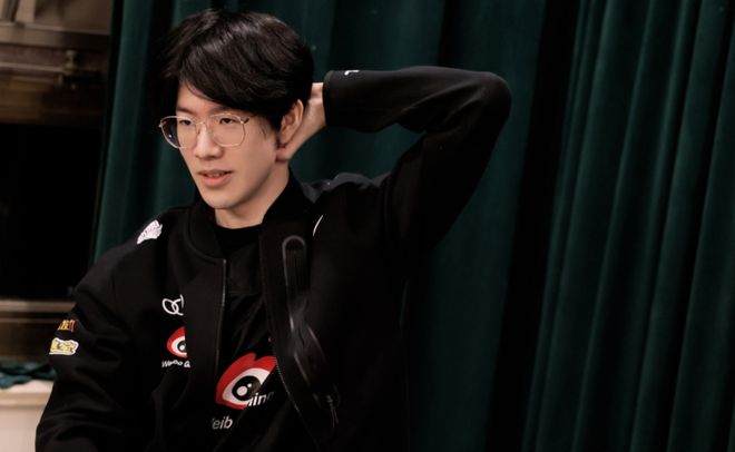 在IEM科隆2025赛后，Frozen表示：“我们作为一个团队失败了，我们作为个人也失败了。”