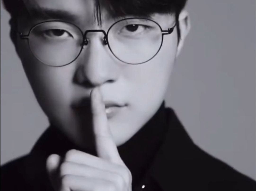 吧友们印象中有哪些LPL队伍，内战内行，外战外行的？