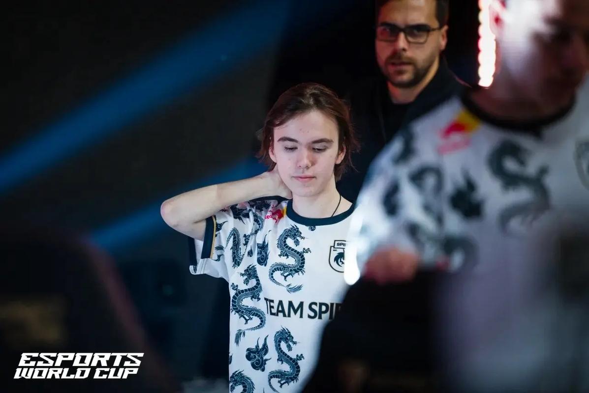 【lpl战报】LNG 2-0 EDG：Doinb飞机伤害爆炸 EDG葬送好局